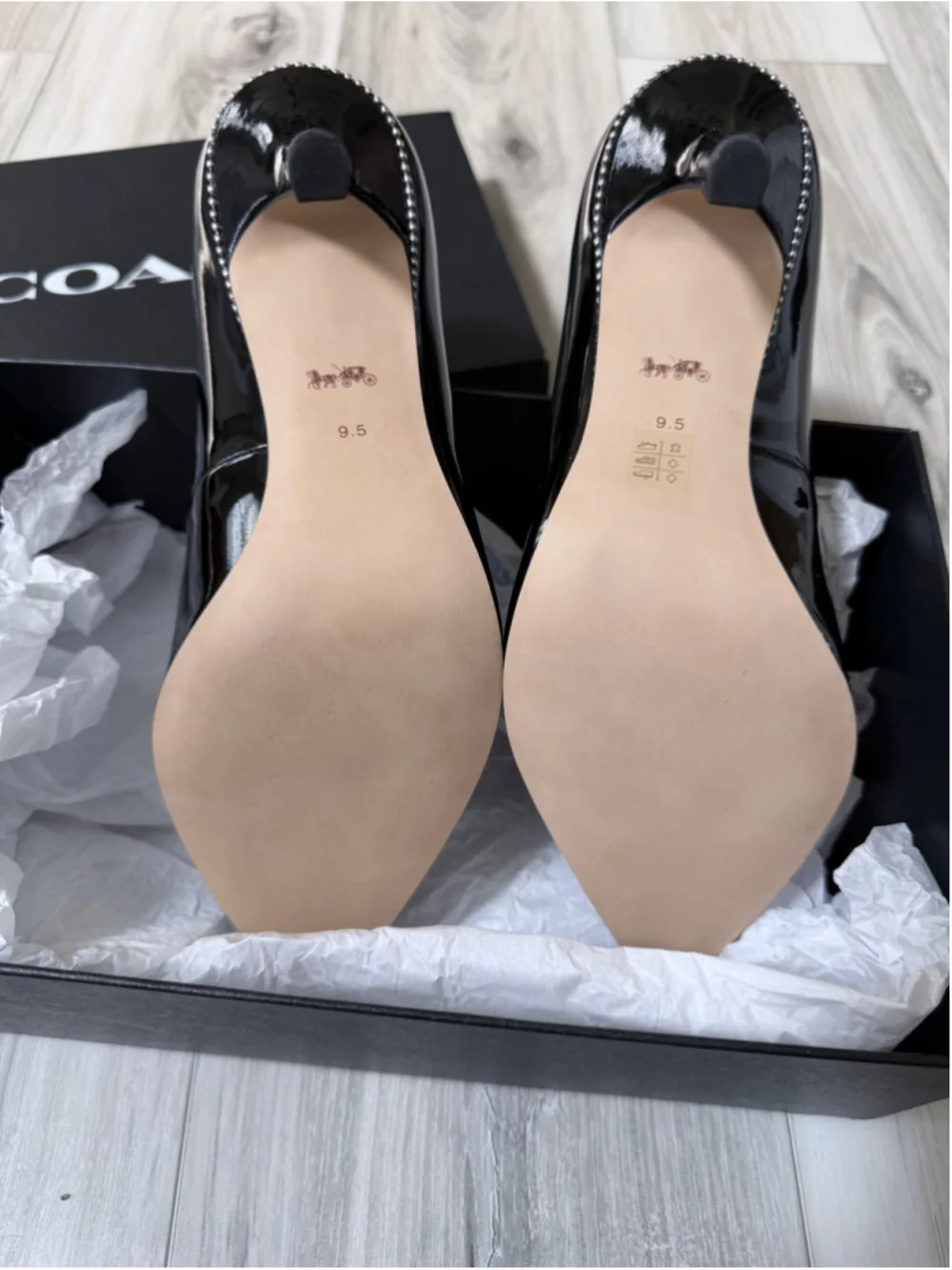 Coach Samantha Patent Leather Pumps Black Pointed Toe Studded Heels 9.5B NIB